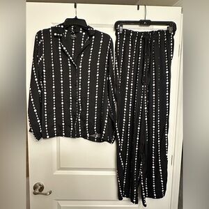♠️Kate Spade Black and White 2pc loungewear set